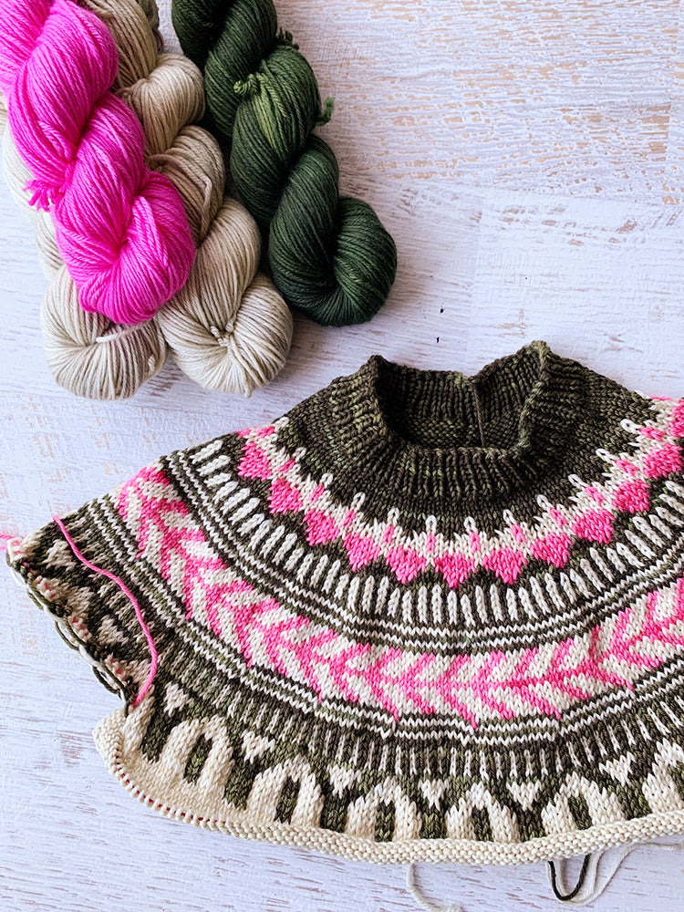 Pattern Spotlight - Soldotna Crop With A Twist.