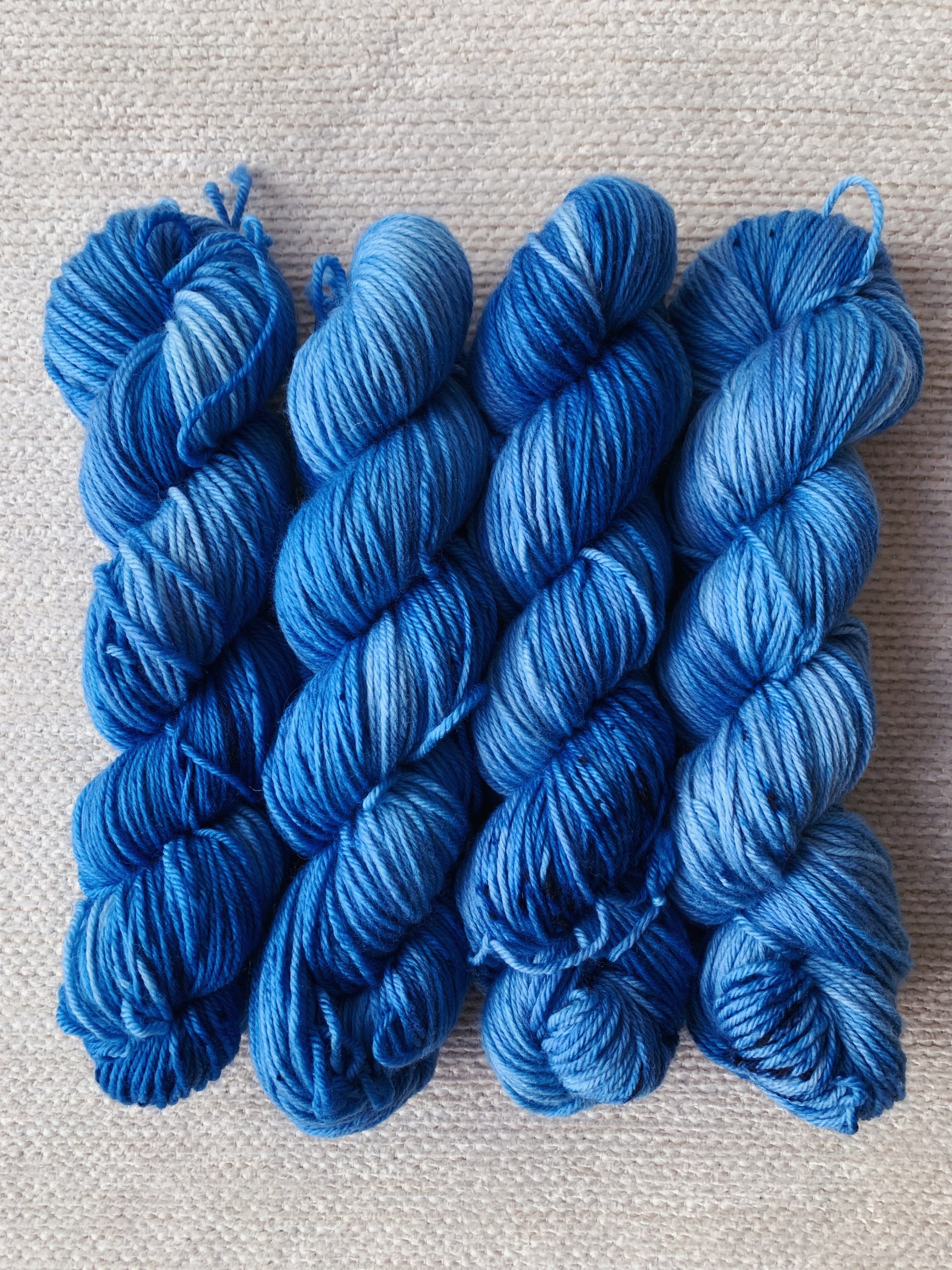 Cushy DK - Extrafine Merino DK - DTO